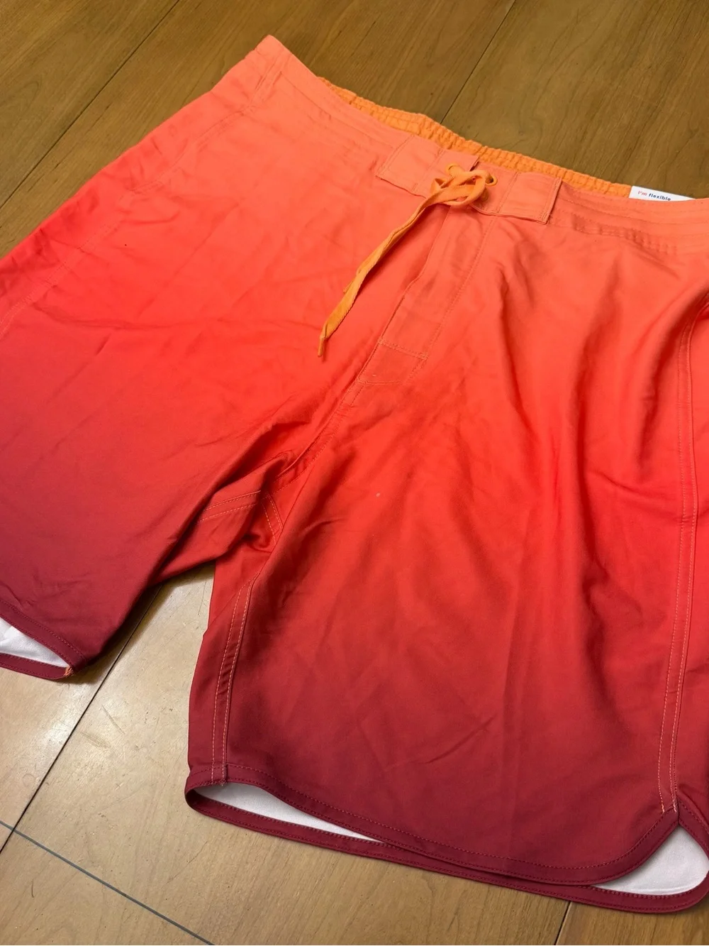 NWT Old Navy Men's Sunrise Ombré Board Shorts | Beach Coastal Surf Tropical | 36